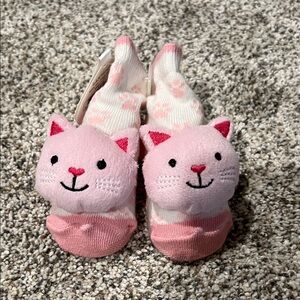 NWT Baby Dumpling Pink Kitten Rattle Baby Socks